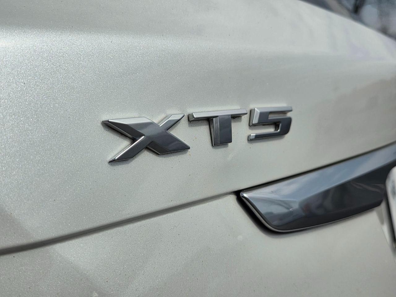 Cadillac XT5 Platinum AWD 2019