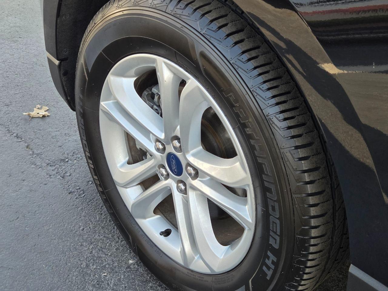 Ford Edge SEL FWD 2019