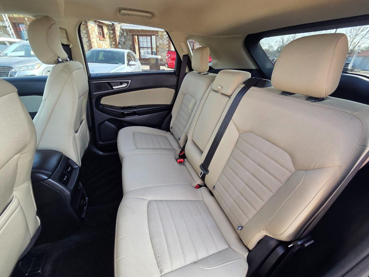 Ford Edge SEL FWD 2019