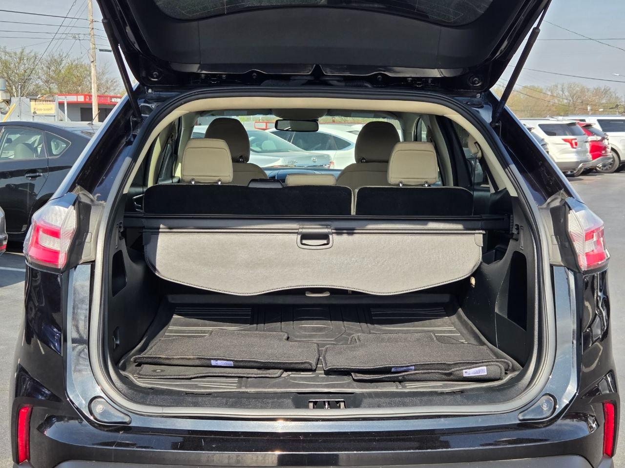 Ford Edge SEL FWD 2019