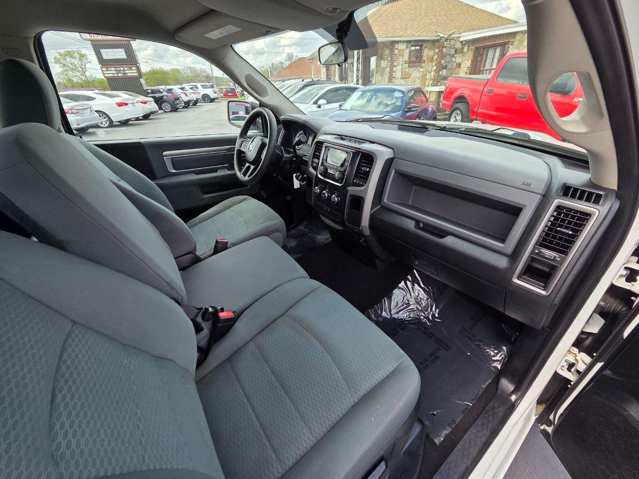 RAM 1500 Tradesman Regular Cab LWB 2WD 2014