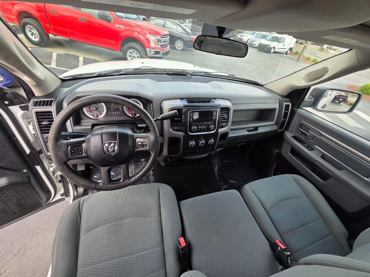 RAM 1500 Tradesman Regular Cab LWB 2WD 2014