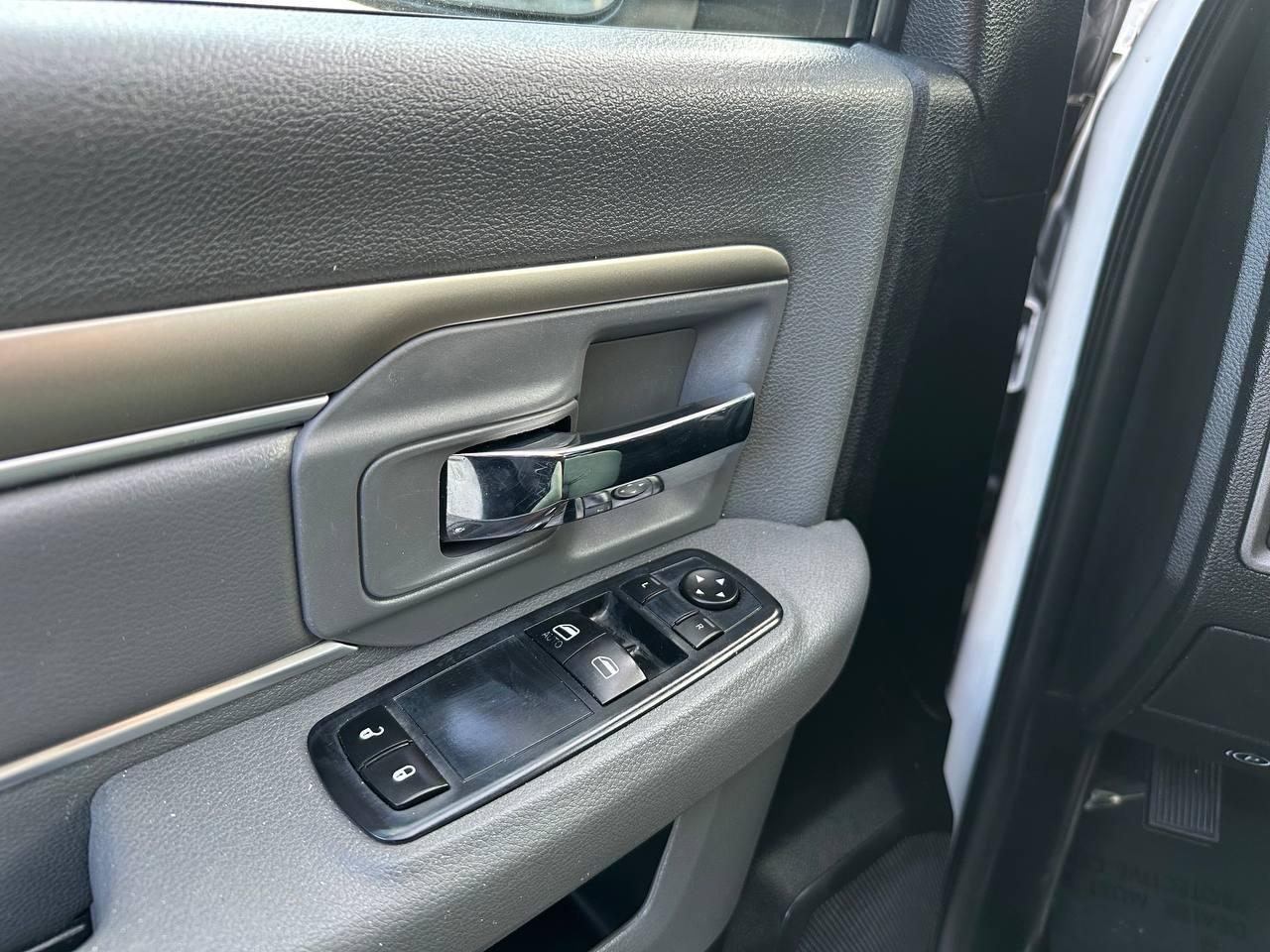 RAM 1500 Tradesman Regular Cab LWB 2WD 2014