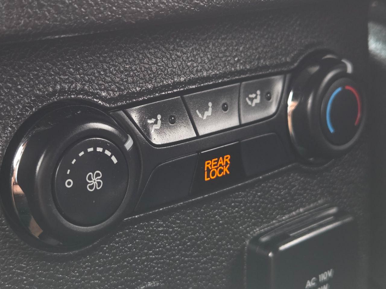 Ford Explorer Sport 4WD 2015