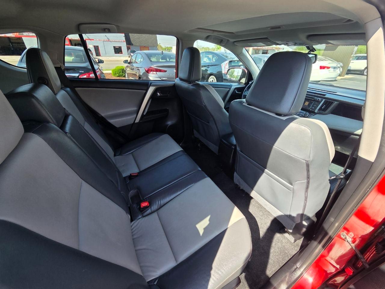 Toyota RAV4 Limited FWD 2014