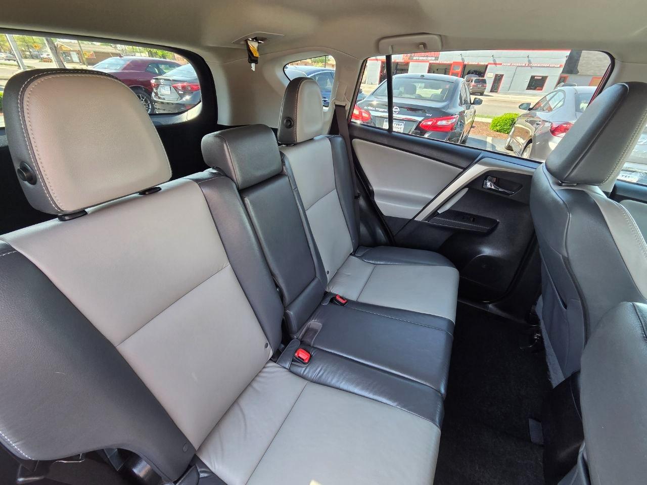 Toyota RAV4 Limited FWD 2014