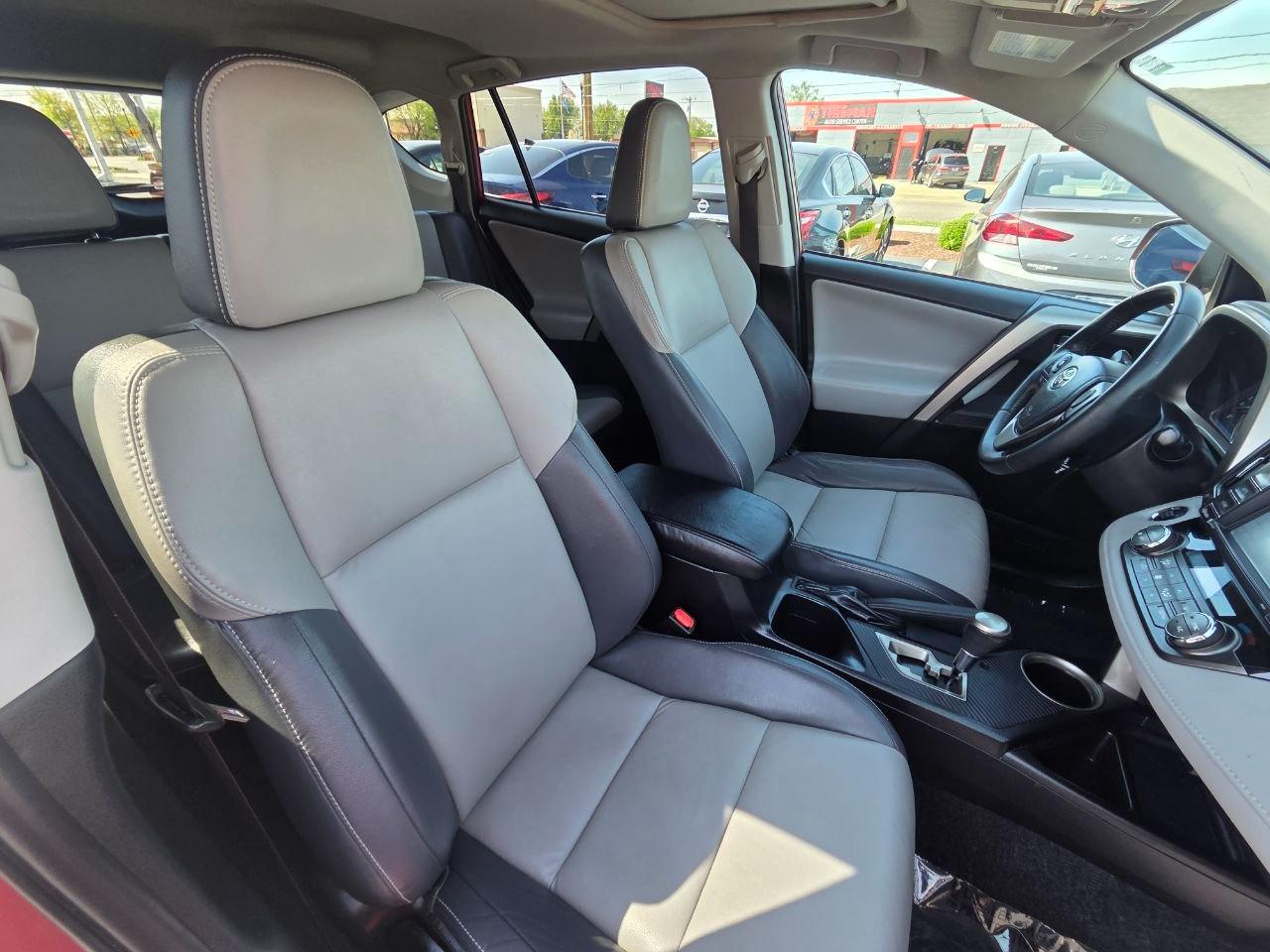 Toyota RAV4 Limited FWD 2014