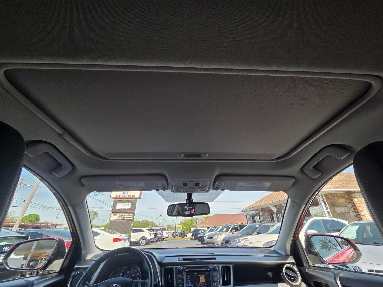 Toyota RAV4 Limited FWD 2014