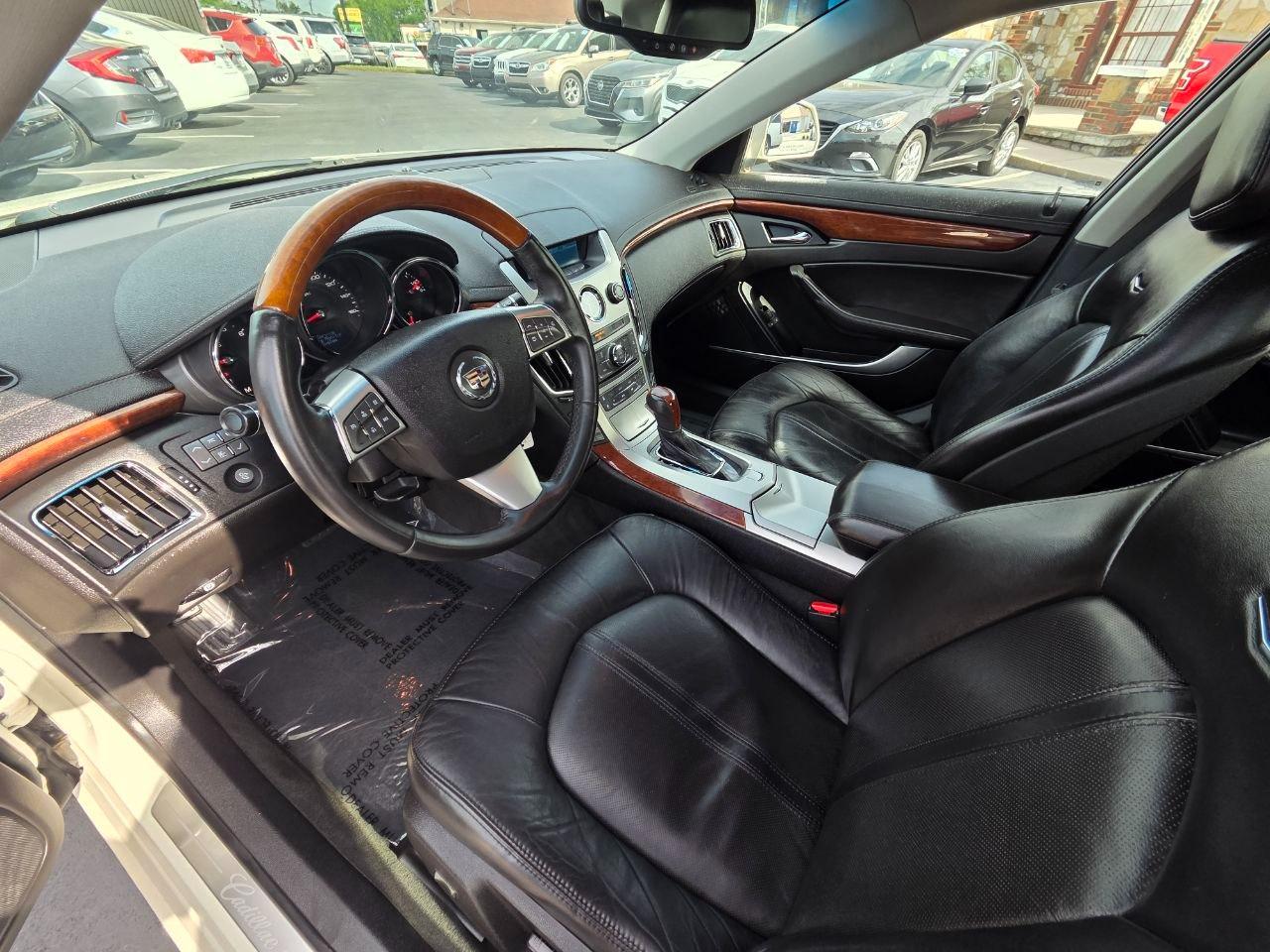 Cadillac CTS 3.0L Luxury 2010