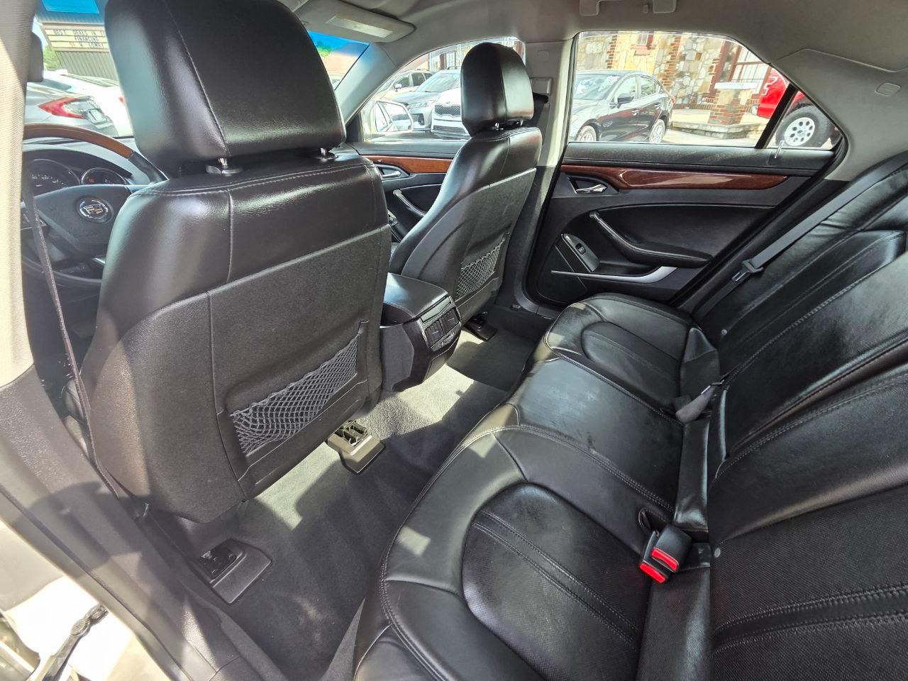 Cadillac CTS 3.0L Luxury 2010