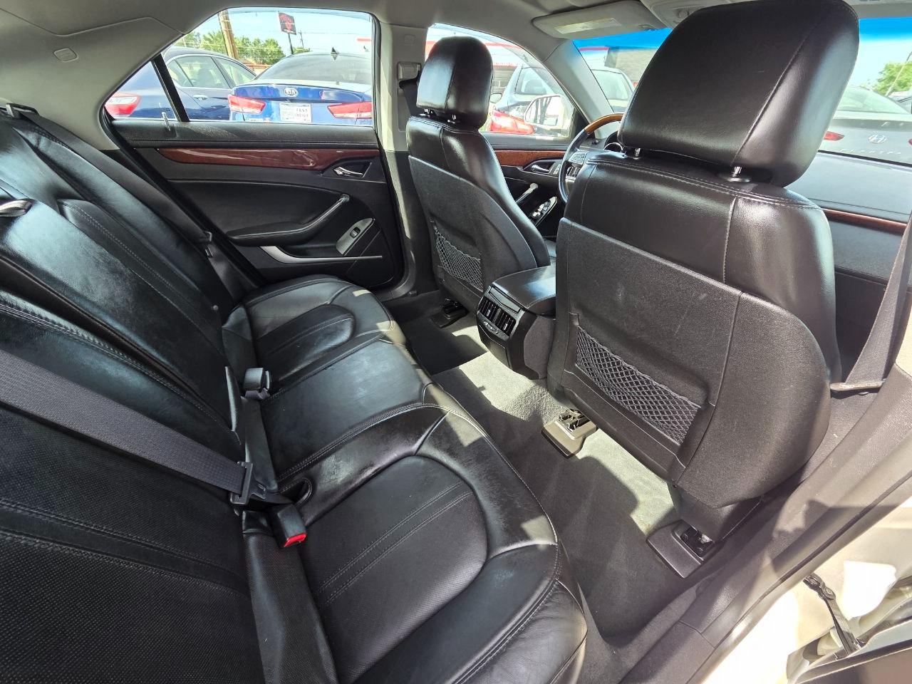 Cadillac CTS 3.0L Luxury 2010