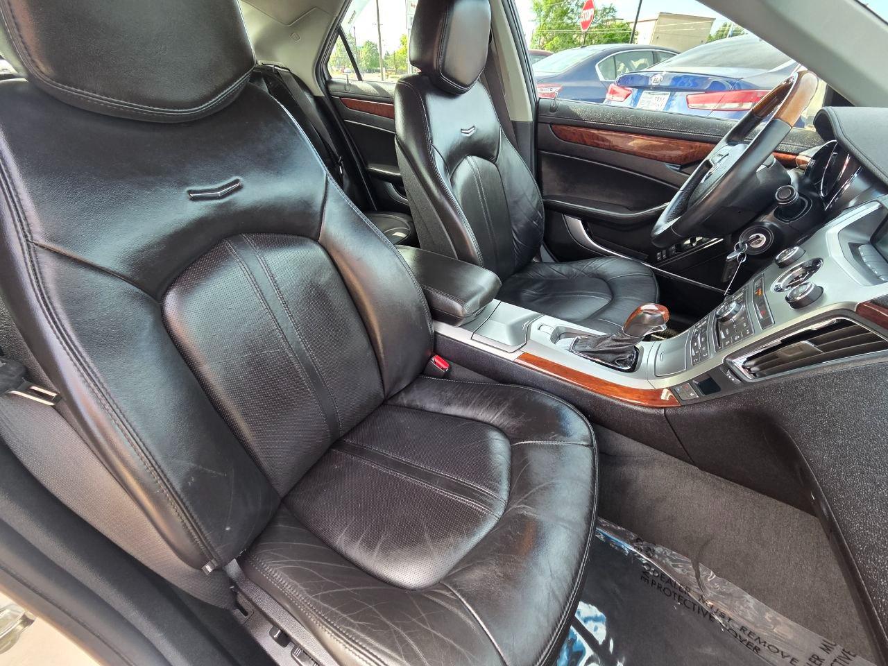 Cadillac CTS 3.0L Luxury 2010