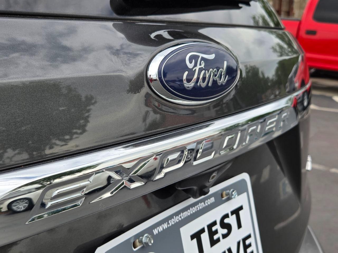 Ford Explorer XLT 4WD 2017