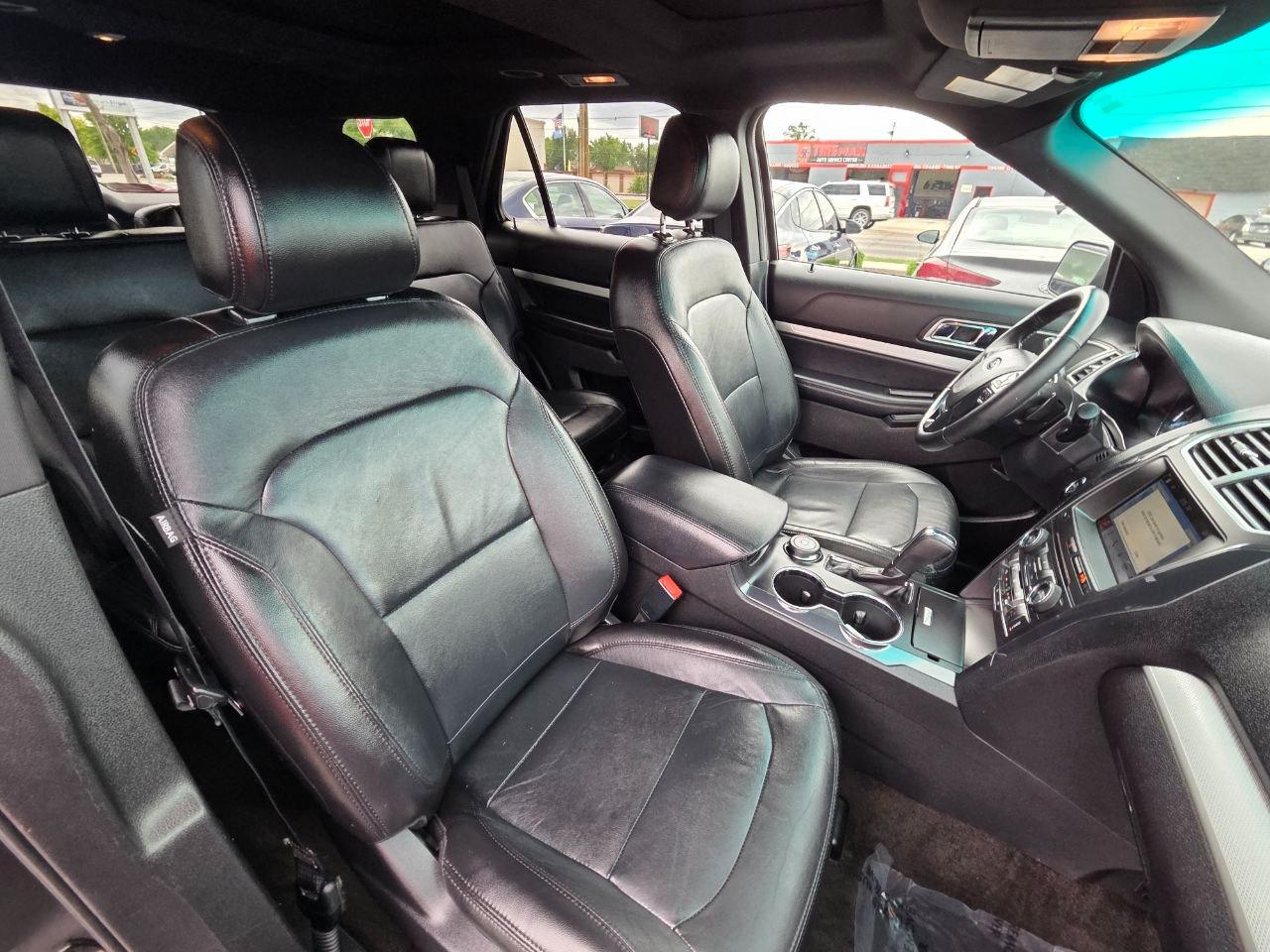 Ford Explorer XLT 4WD 2017