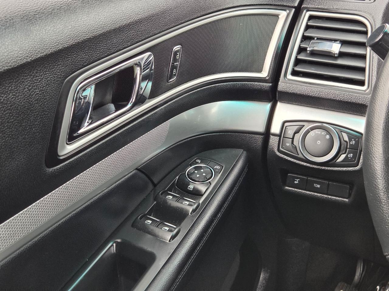 Ford Explorer XLT 4WD 2017