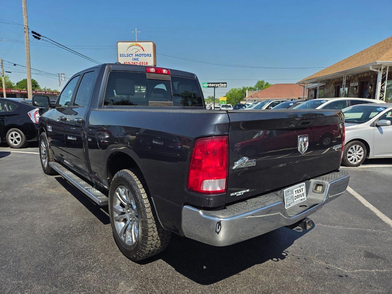 RAM 1500 Big Horn Quad Cab 2WD 2016