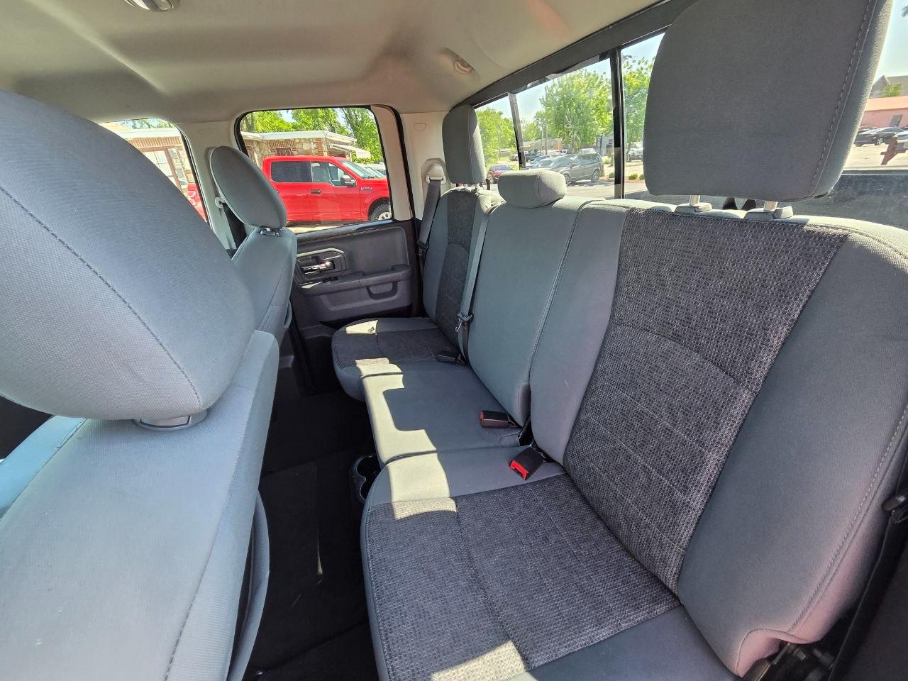 RAM 1500 Big Horn Quad Cab 2WD 2016