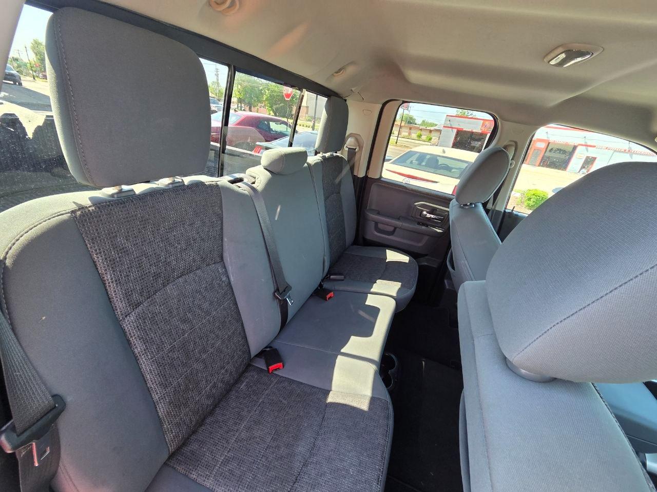 RAM 1500 Big Horn Quad Cab 2WD 2016