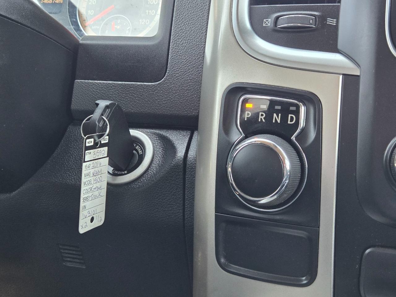 RAM 1500 Big Horn Quad Cab 2WD 2016