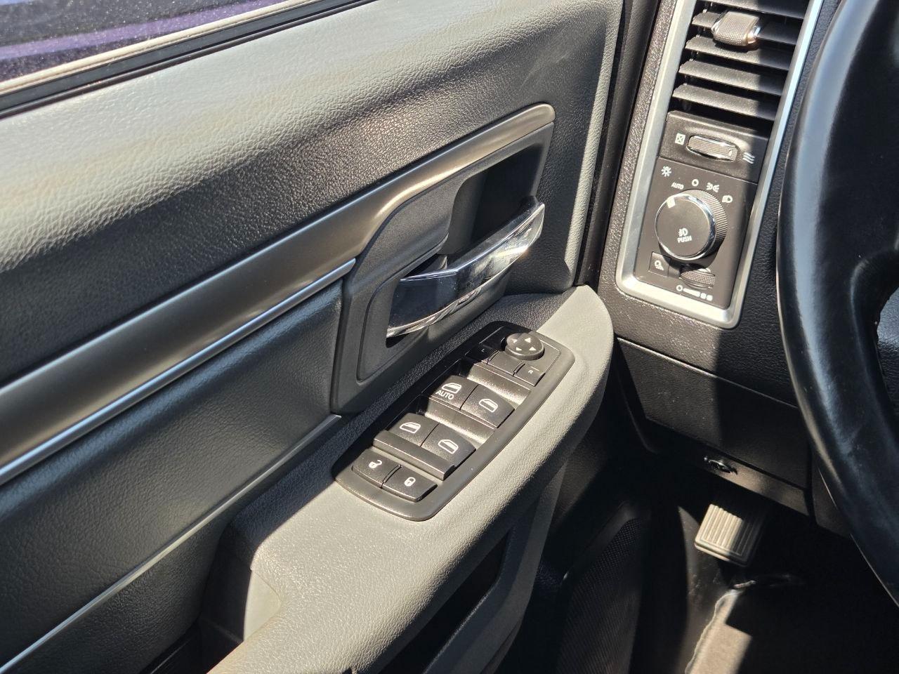 RAM 1500 Big Horn Quad Cab 2WD 2016