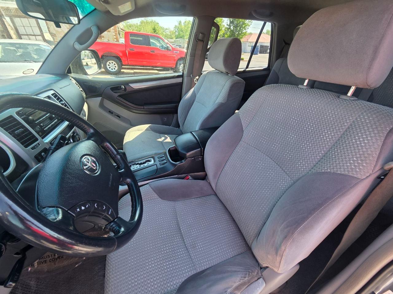 Toyota 4Runner SR5 2WD 2004