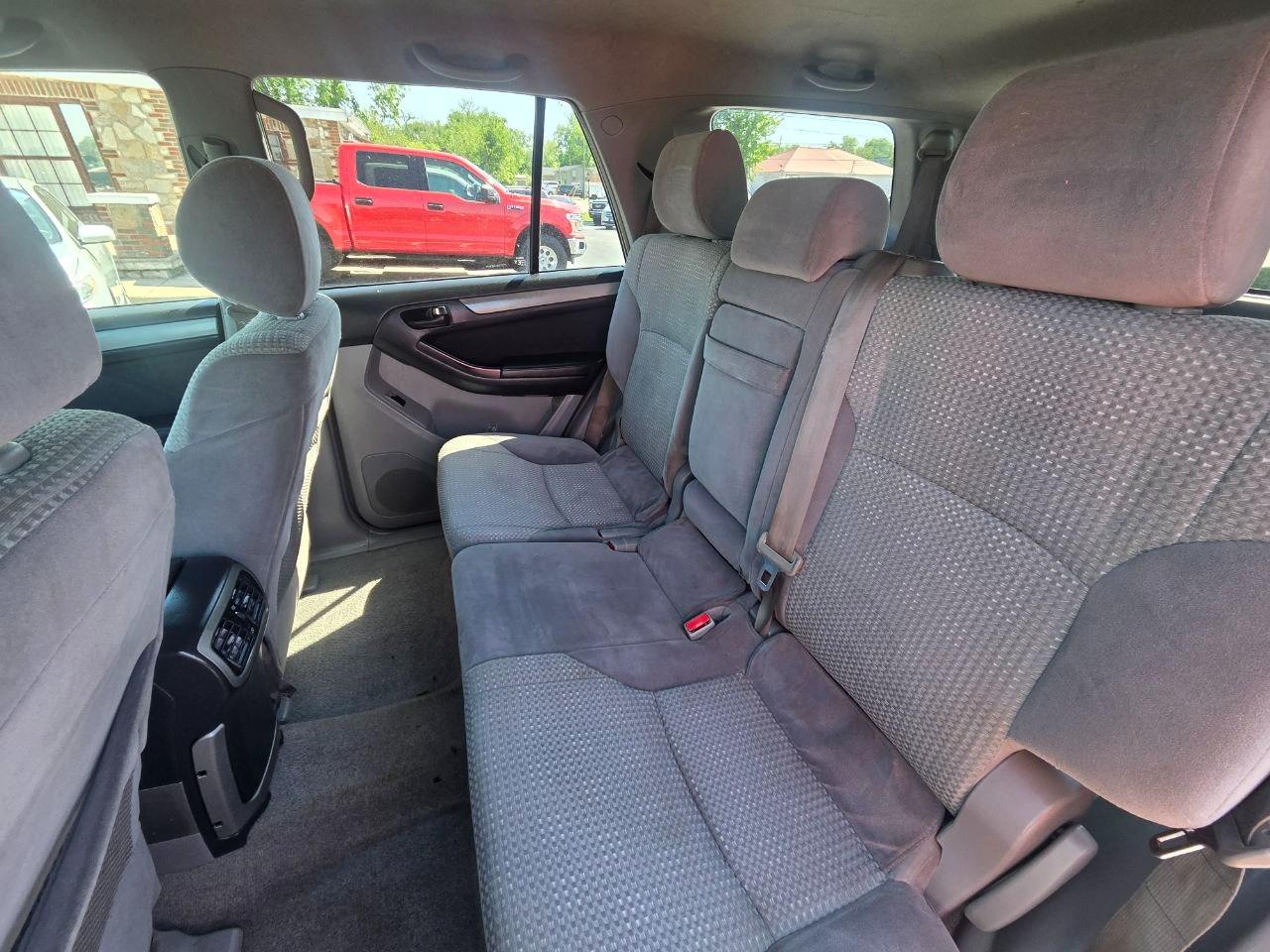 Toyota 4Runner SR5 2WD 2004