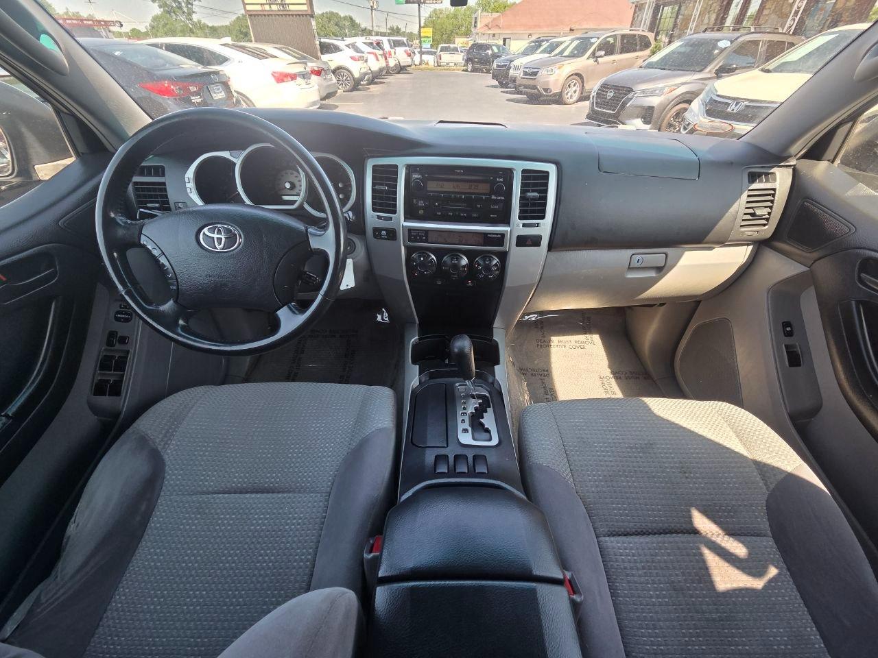 Toyota 4Runner SR5 2WD 2004