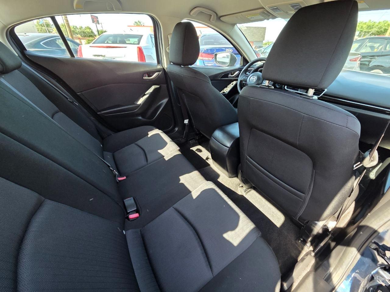 Mazda MAZDA3 i Sport AT 4-Door 2014