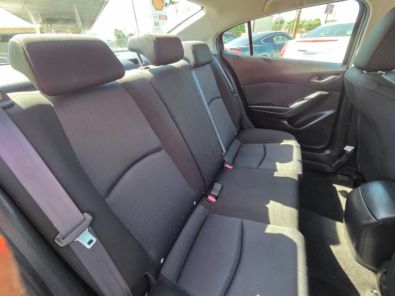 Mazda MAZDA3 i Sport AT 4-Door 2014