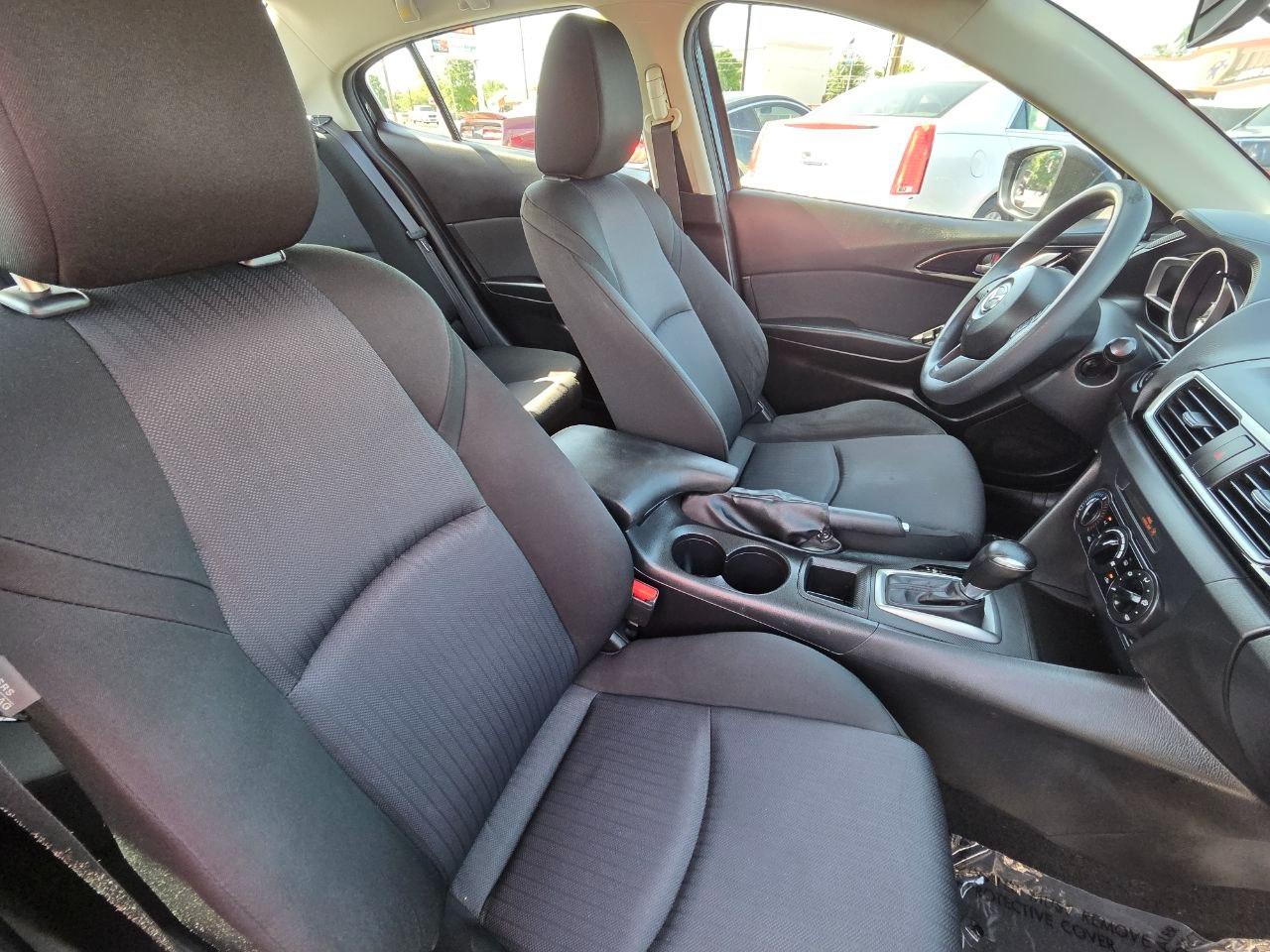 Mazda MAZDA3 i Sport AT 4-Door 2014