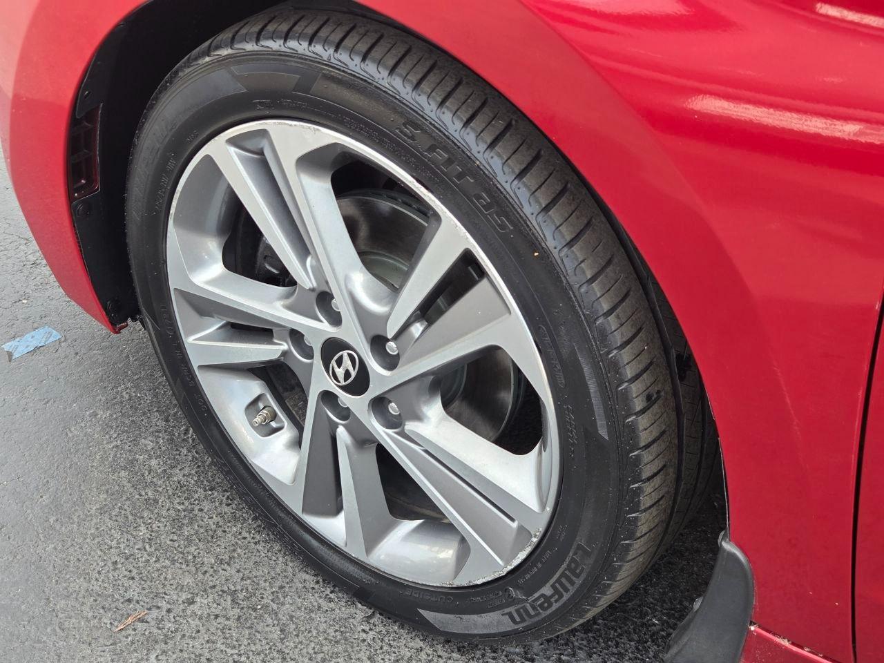 Hyundai Elantra Limited 2017