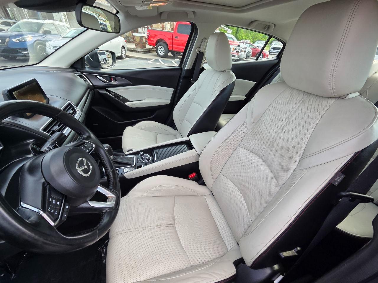 Mazda MAZDA3 Grand Touring 2017