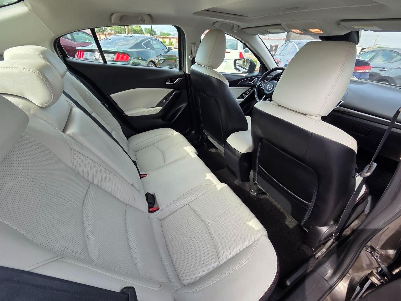 Mazda MAZDA3 Grand Touring 2017