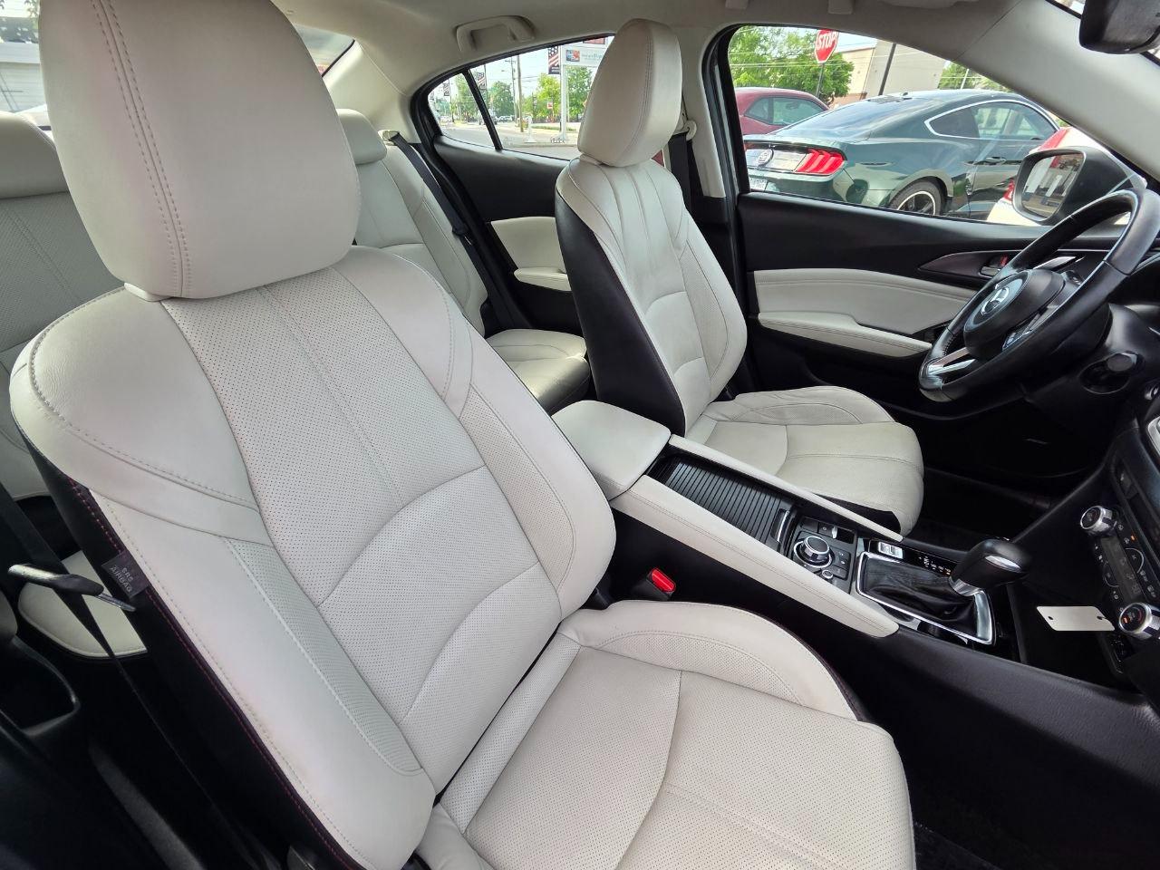 Mazda MAZDA3 Grand Touring 2017