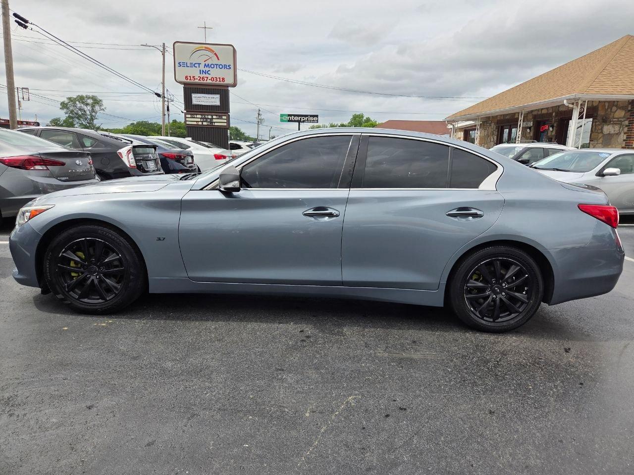 Infiniti Q50 Base 2015
