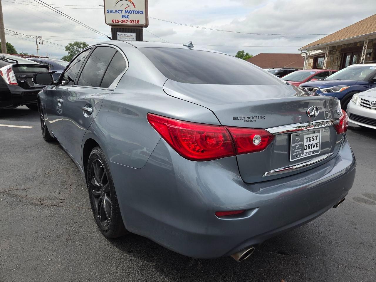 Infiniti Q50 Base 2015