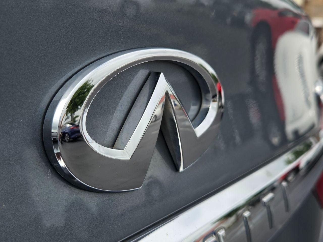Infiniti Q50 Base 2015