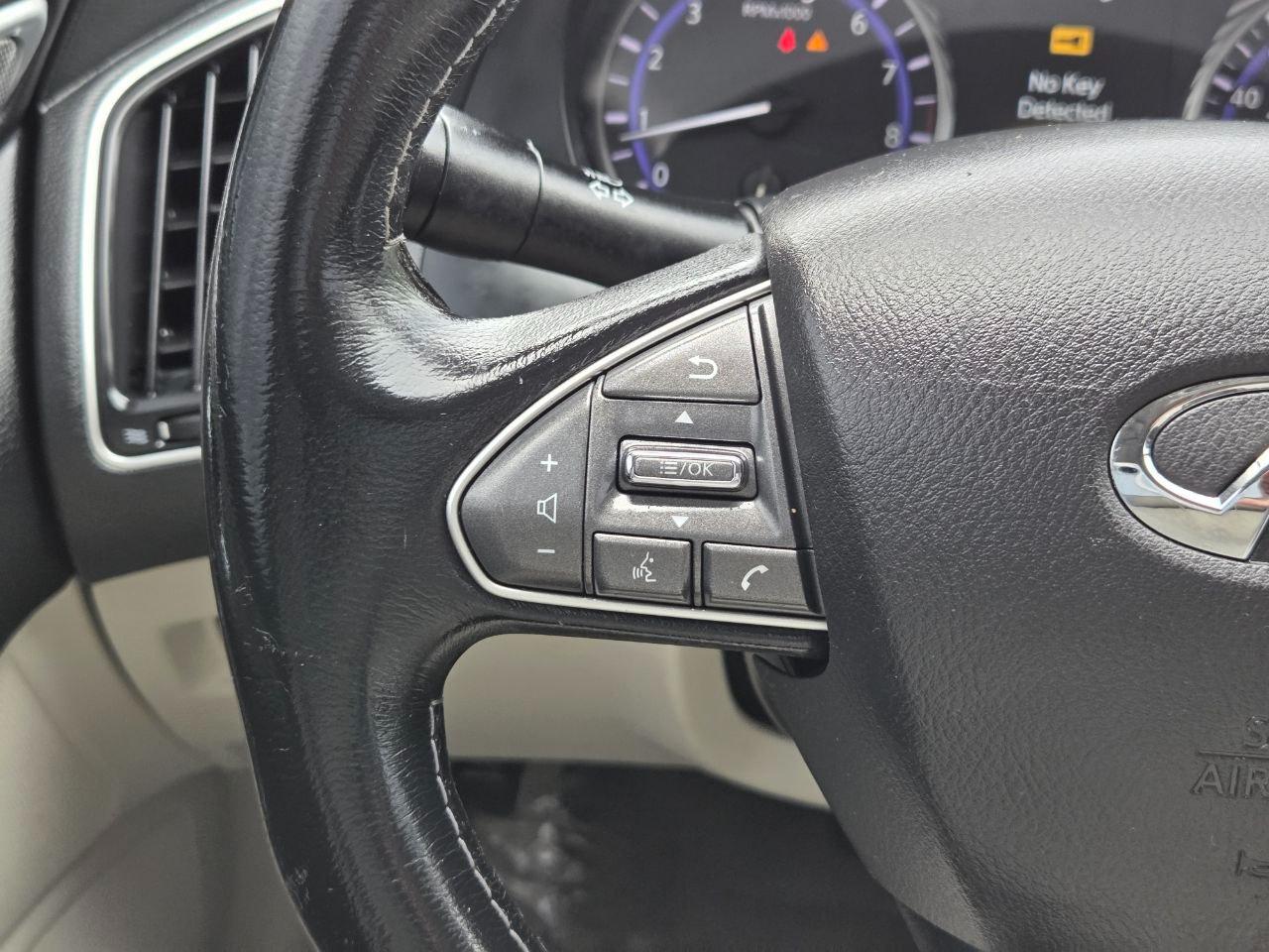 Infiniti Q50 Base 2015
