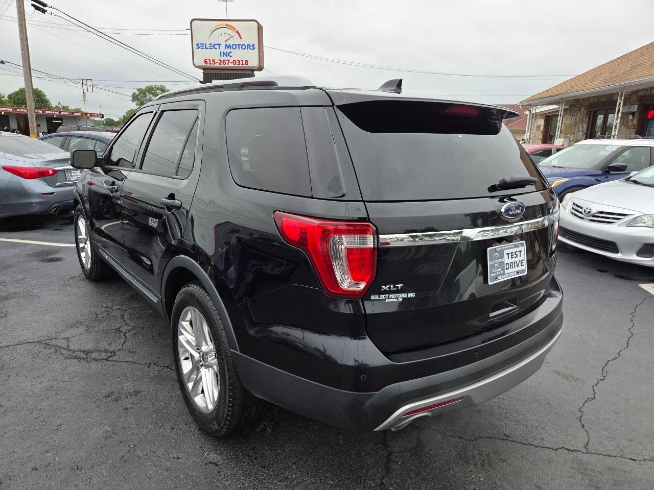 Ford Explorer XLT FWD 2017