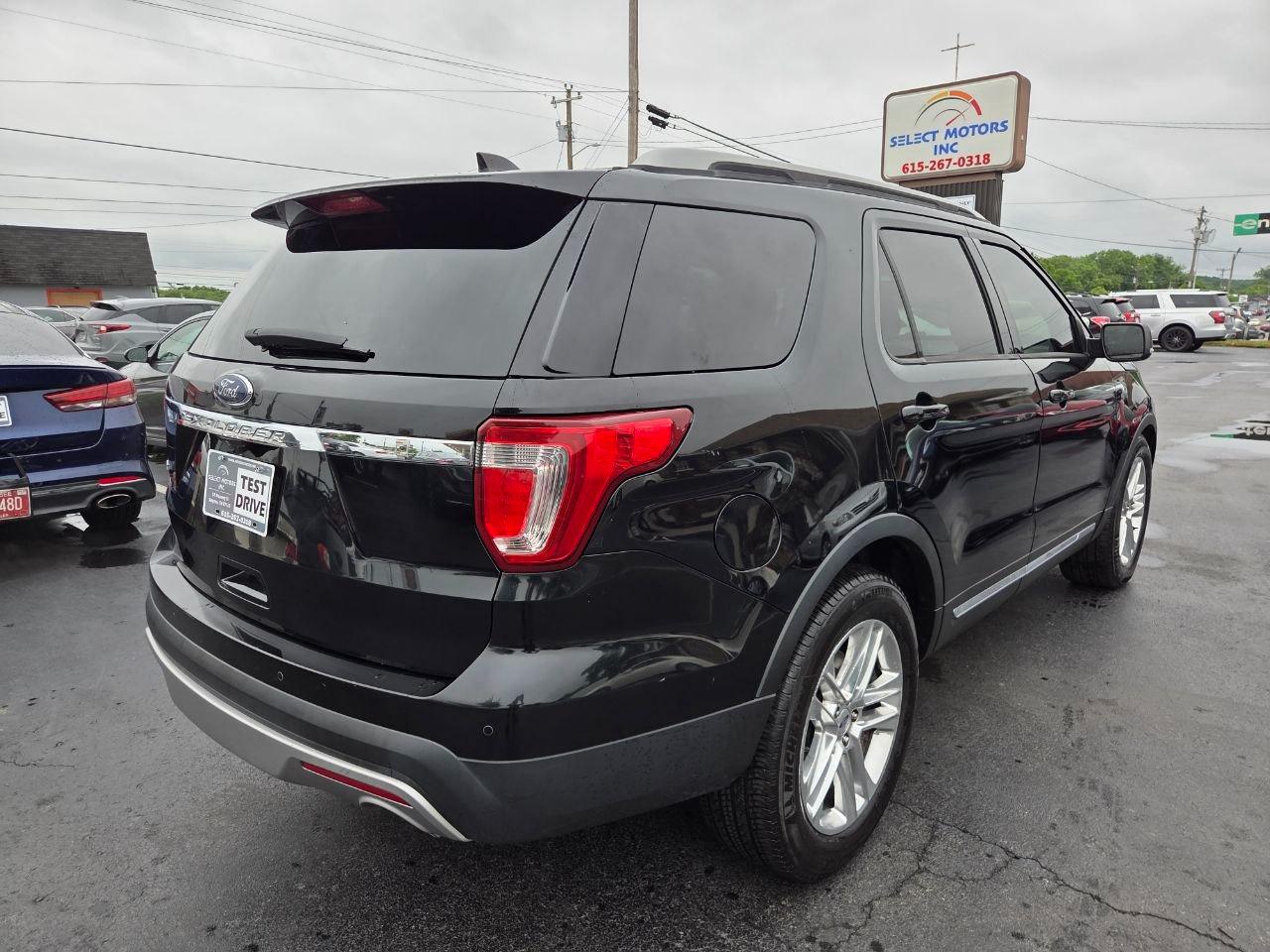 Ford Explorer XLT FWD 2017