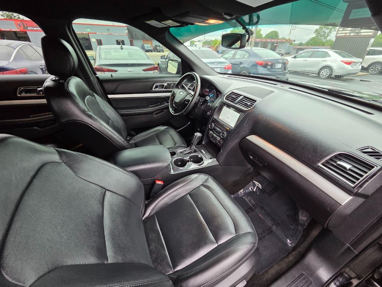 Ford Explorer XLT FWD 2017