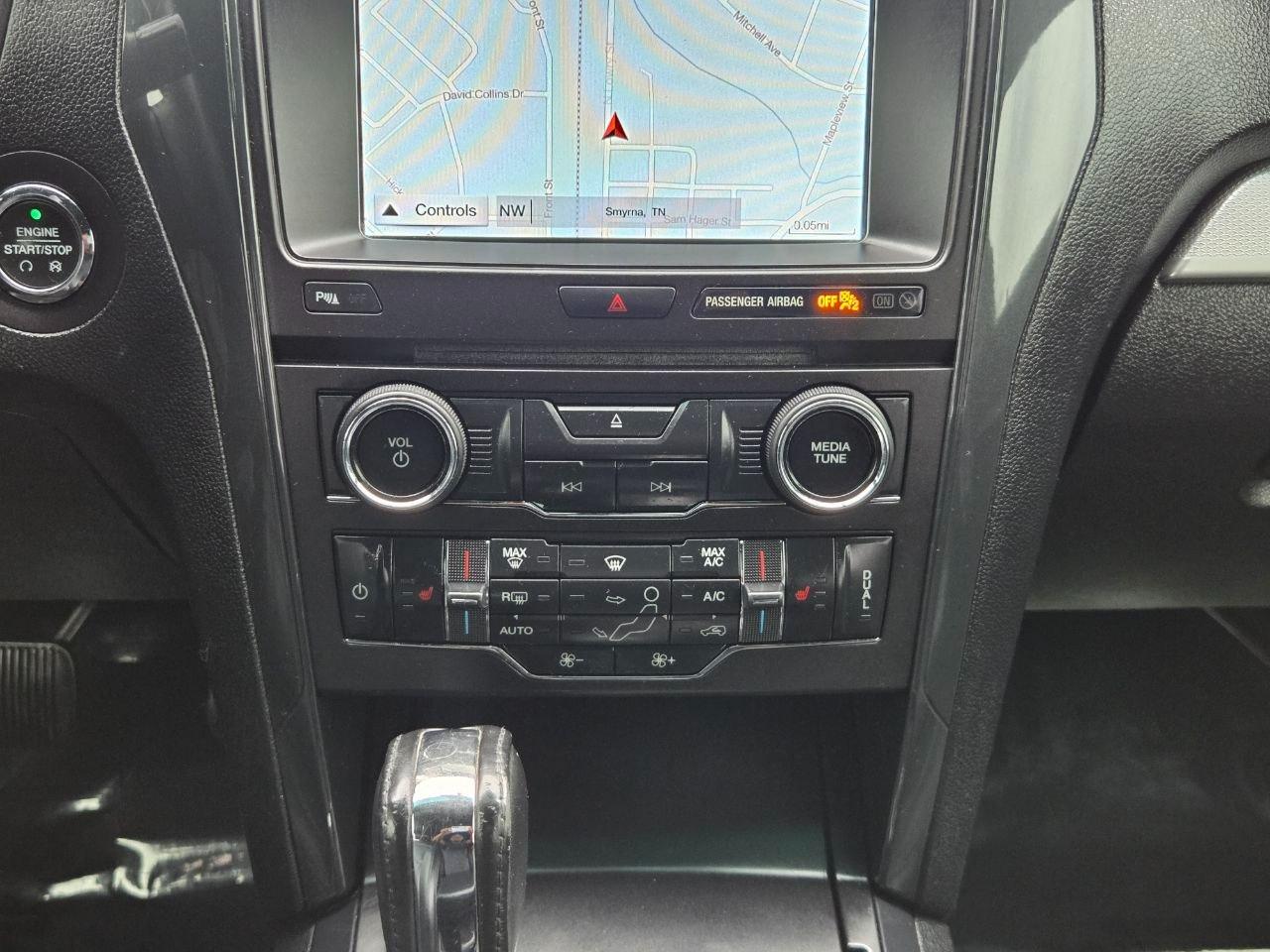 Ford Explorer XLT FWD 2017