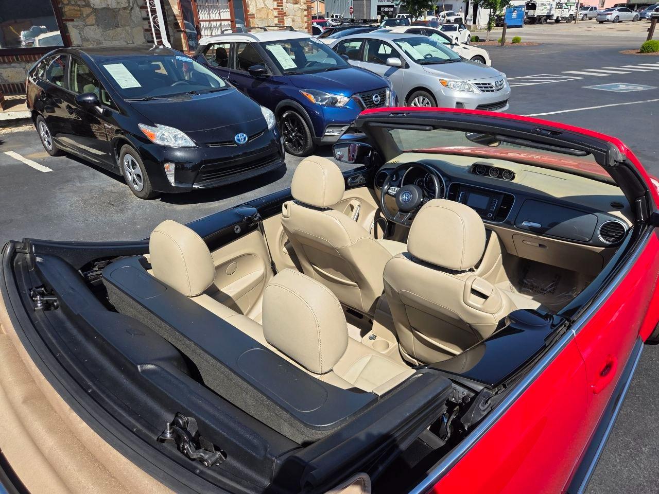 Volkswagen Beetle  2013