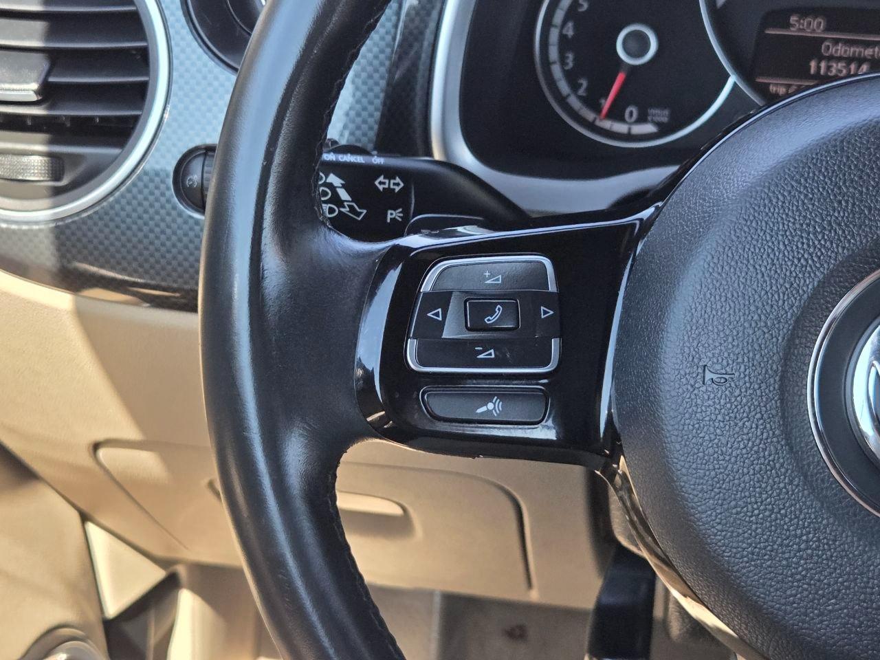 Volkswagen Beetle  2013