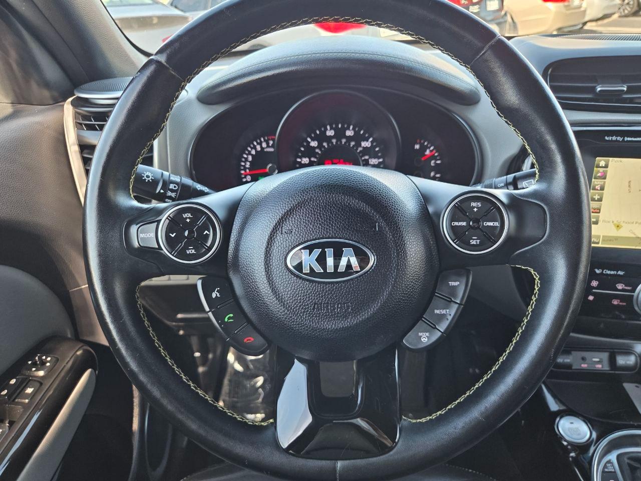 Kia Soul ! w/Premium Package 2015