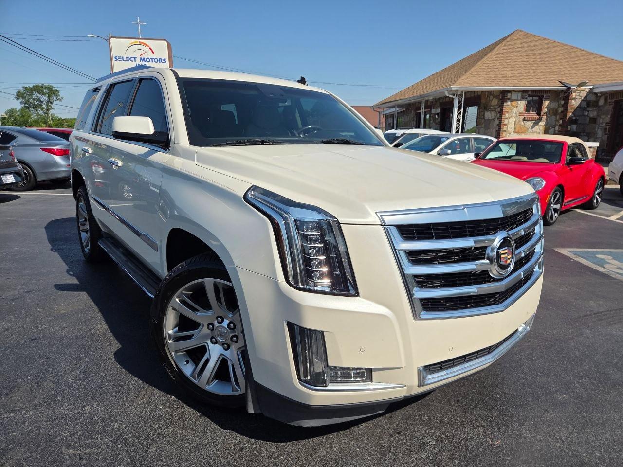Cadillac Escalade Luxury 2WD 2015