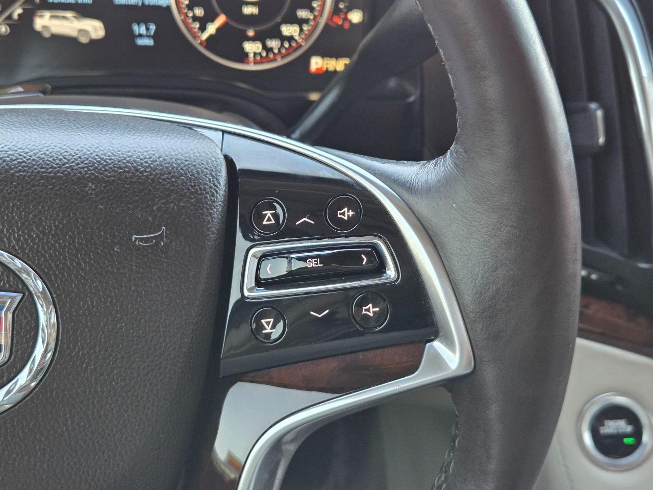 Cadillac Escalade Luxury 2WD 2015