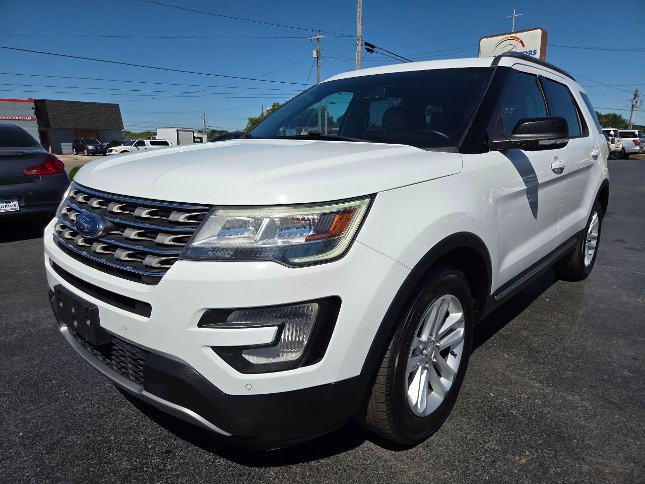 Ford Explorer XLT FWD 2017