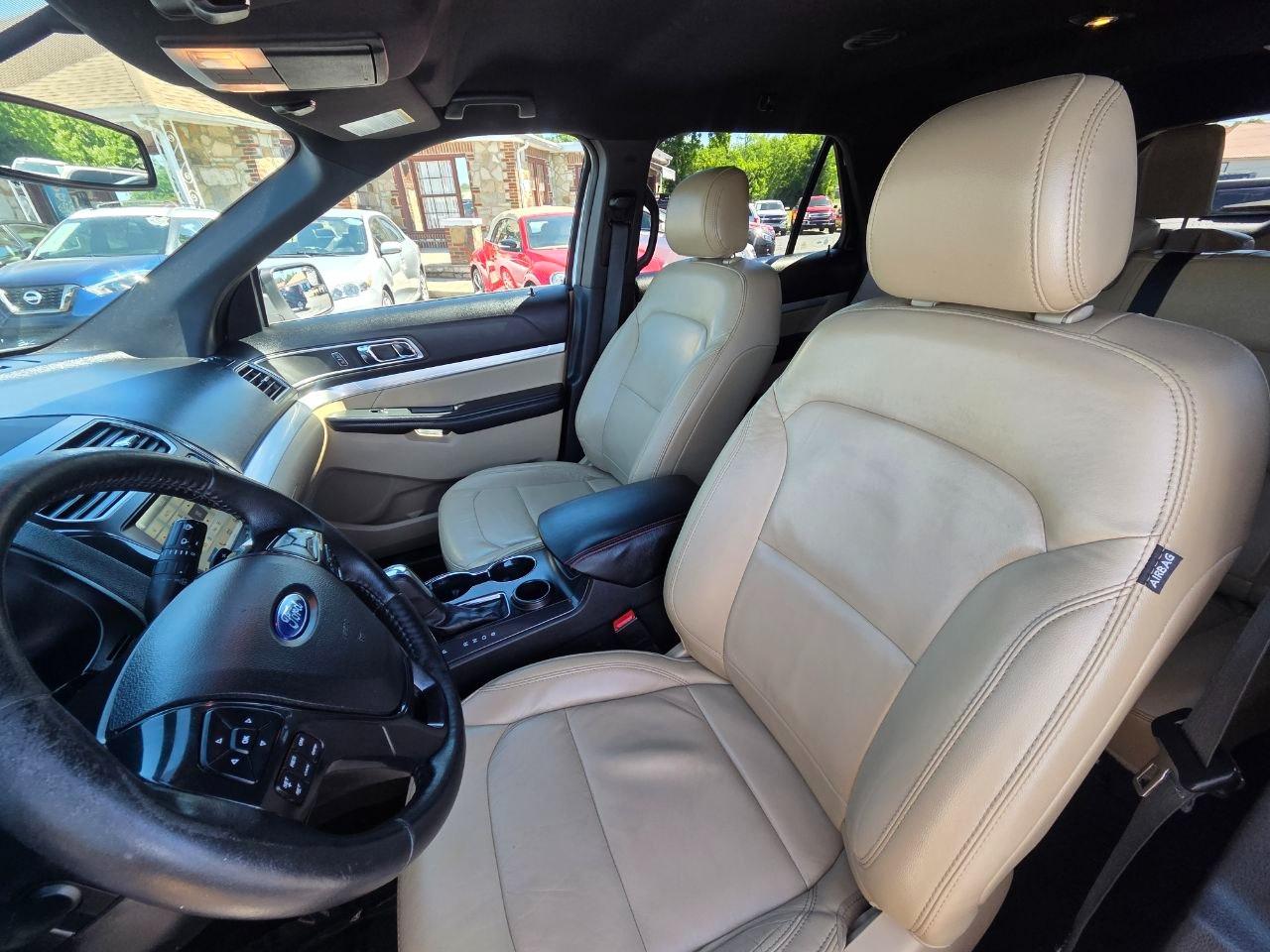 Ford Explorer XLT FWD 2017