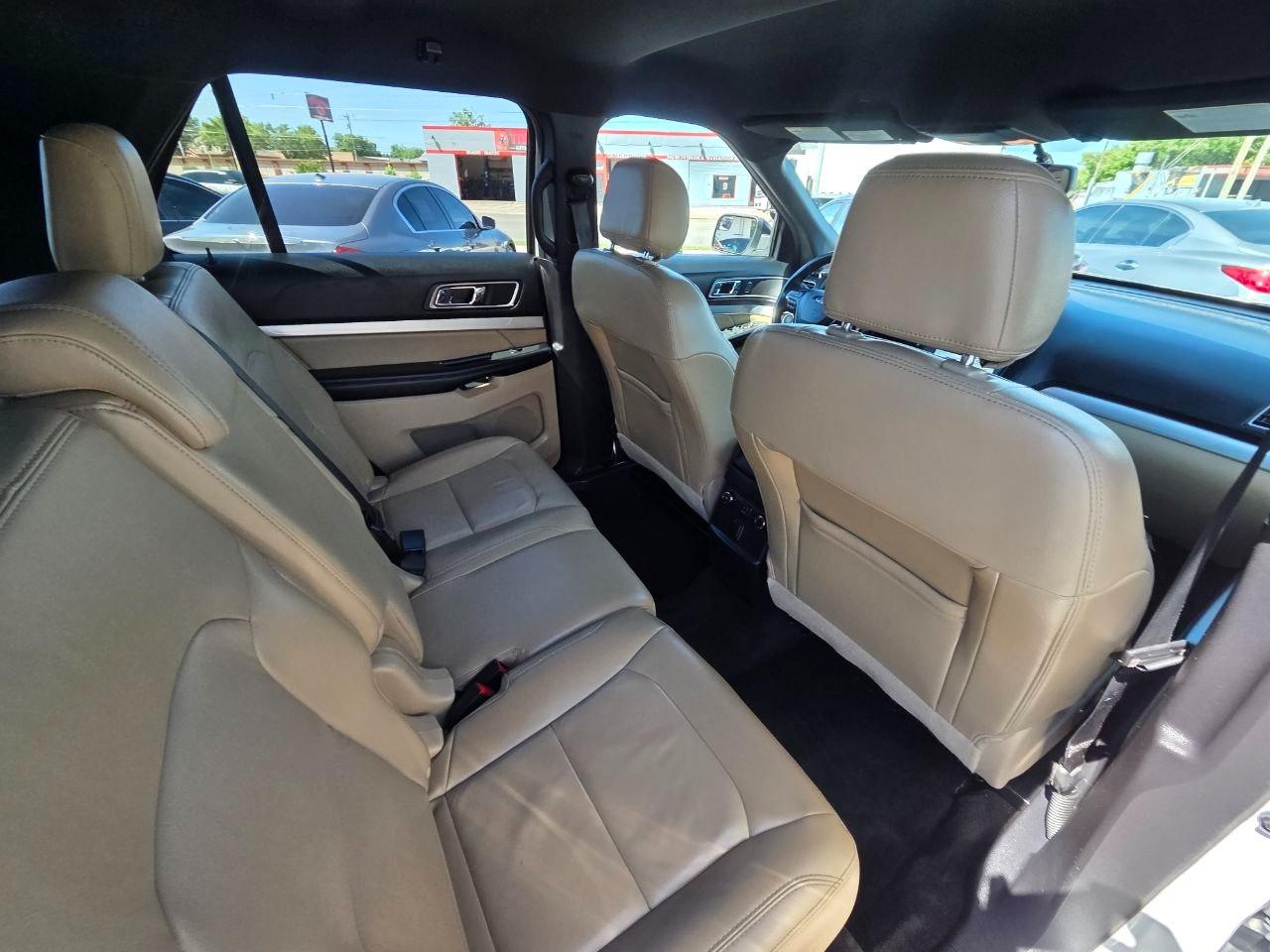 Ford Explorer XLT FWD 2017